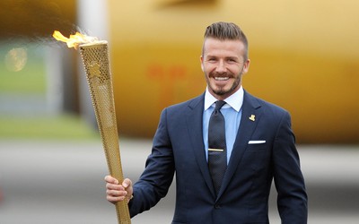 四季体育独家-乌克兰队更衣室赛后气氛热烈