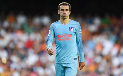 四季体育动态-伊萨克庆祝动作霸气十足